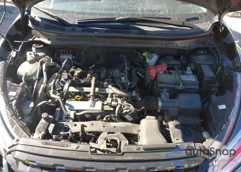 2024 Nissan Kicks S Xtronic Cvt z USA, uszkodzony, nr VIN 3N1CP5BV8RL525695